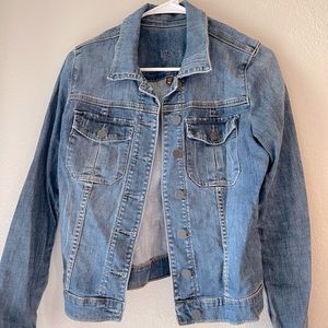 Medium wash jean jacket
